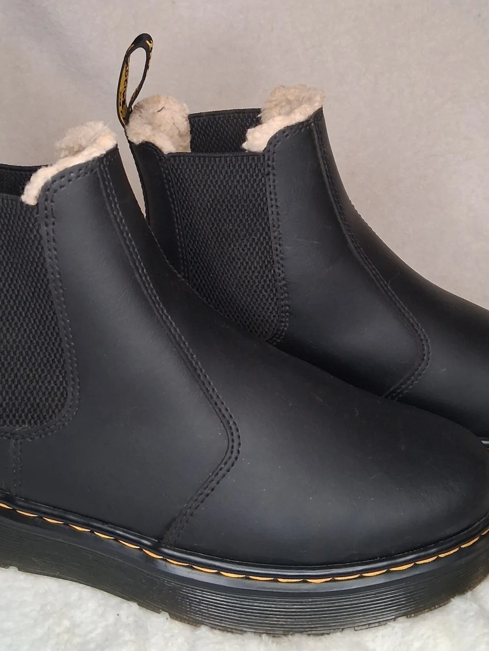 Black Chelsea Winter Boots with Shearling Lining